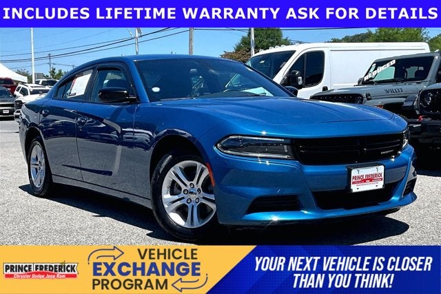 2023 Dodge Charger SXT in Frostbite — front three-quarter view