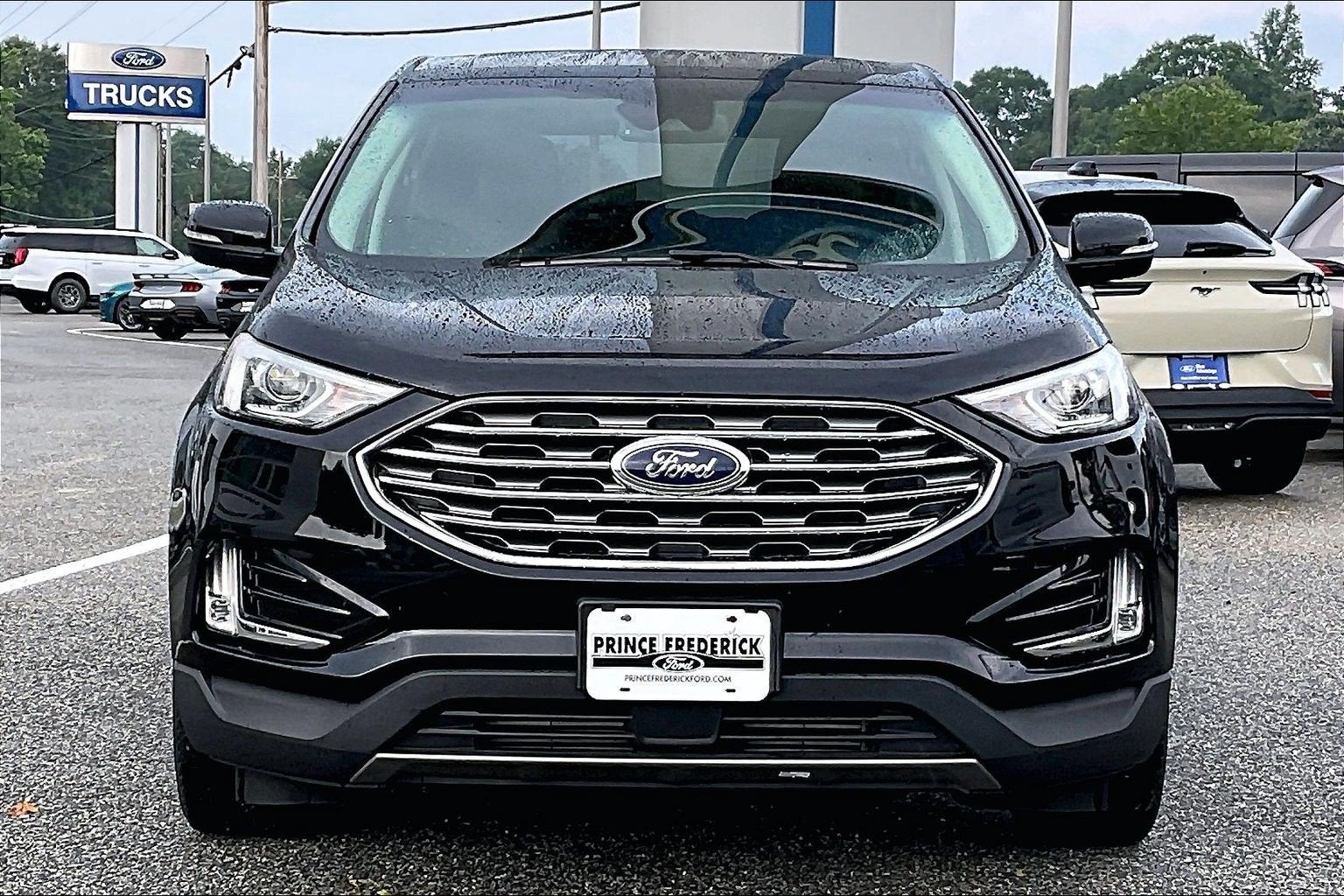 2020 Ford Edge — side profile view