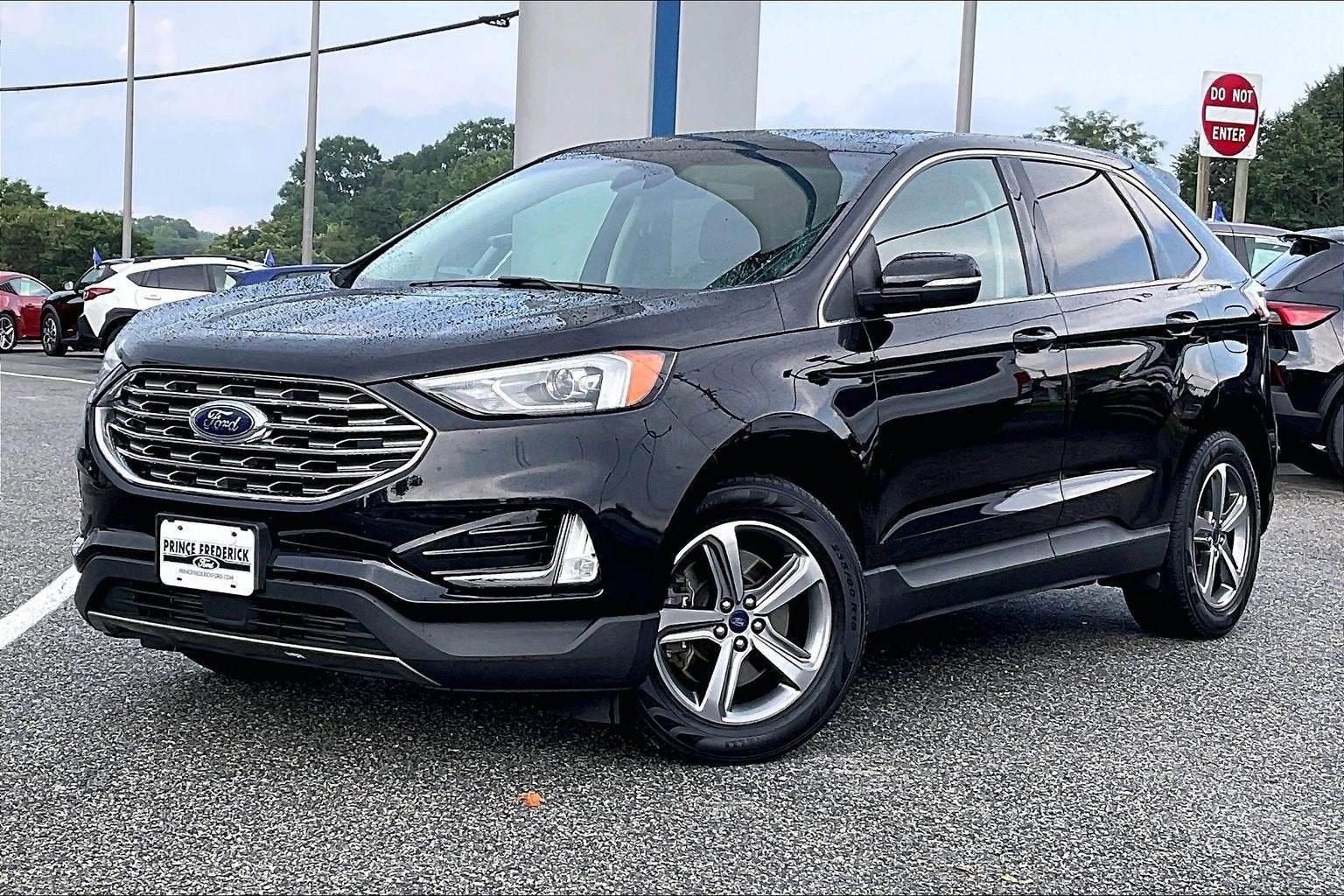 2020 Ford Edge — rear three-quarter view