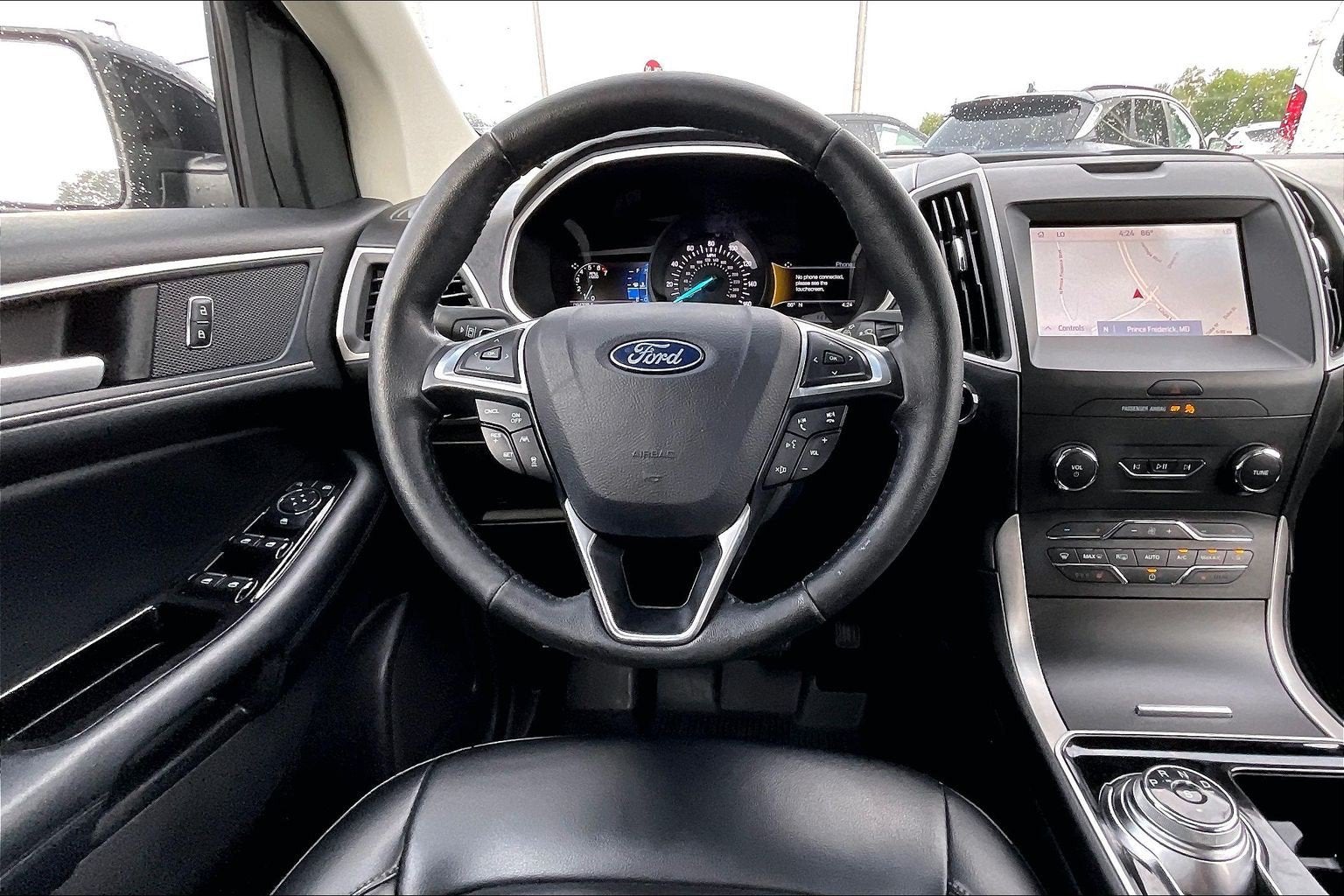 2020 Ford Edge — detail view