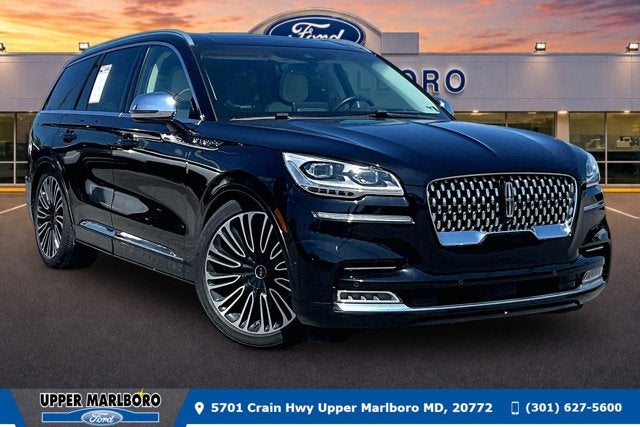 2020 Lincoln Aviator Black Label in Infinite Black Metallic — front three-quarter view