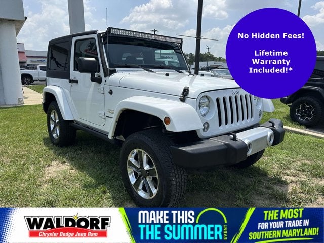 2015 Jeep Wrangler Sahara in Bright White Clearcoat — front three-quarter view