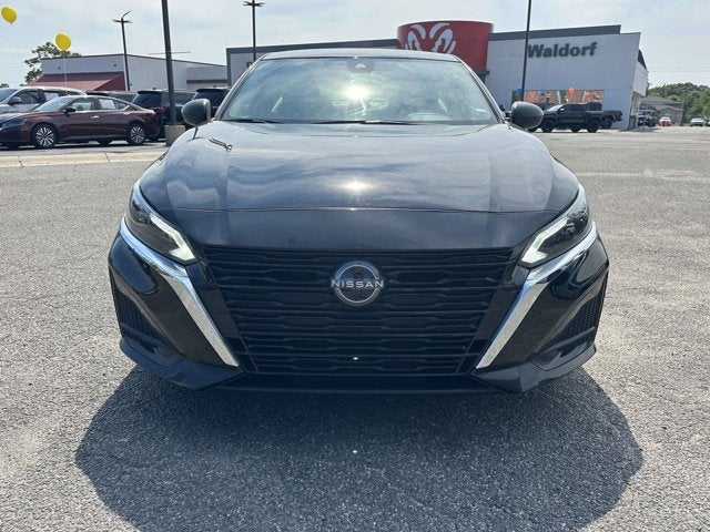 2024 Nissan Altima — side profile view