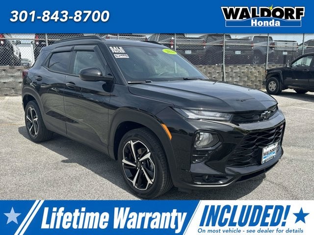 2022 Chevrolet Trailblazer RS in Mosaic Black Metallic — front three-quarter view