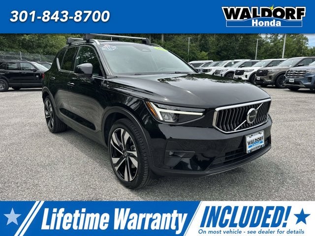 2023 Volvo XC40 Ultimate Bright Theme in Other — front three-quarter view