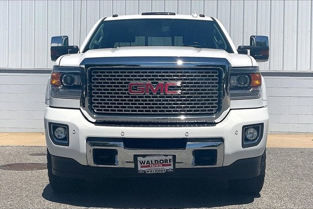 2016 GMC Sierra — rear three-quarter view