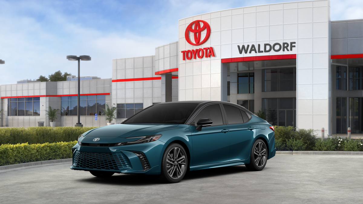 2026 Toyota Camry XSE in Ocean Gem With Midnight Black Metallic Roof — front three-quarter view