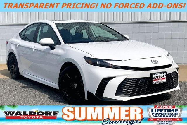 2026 Toyota Camry SE in Ice Cap — front three-quarter view